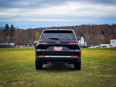 New 2025 Jeep Grand Cherokee Limited image 5