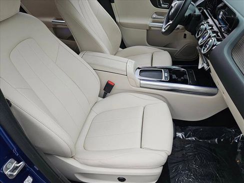 Used 2025 Mercedes-Benz GLA 250 image 19