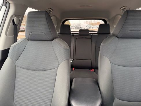 Used 2024 Toyota RAV4 LE image 21