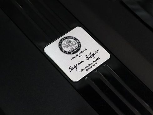 Used 2024 Mercedes-Benz S 63 AMG S w/ Carbon Fiber Exterior Package image 35