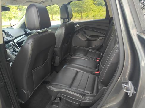 Used 2016 Ford Escape SE w/ SE Leather Comfort Package FWD image 15