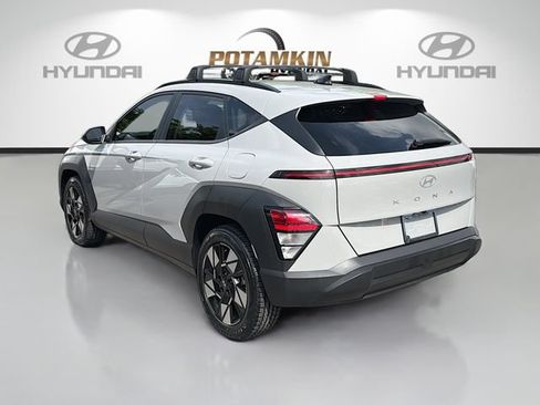 Used 2024 Hyundai Kona SEL w/ Convenience Package FWD image 7