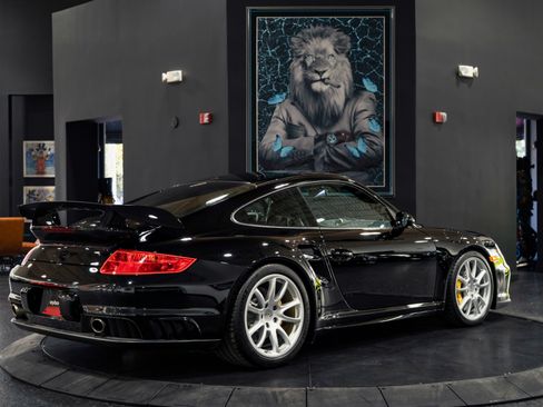 Used 2008 Porsche 911 GT2 RWD image 3