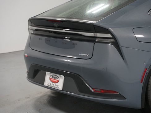 New 2026 Toyota Prius Plug-In Hybrid image 9