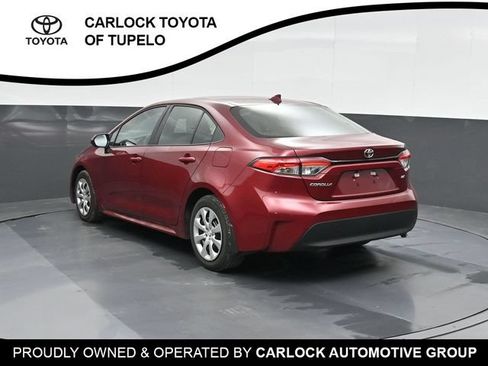 Used 2026 Toyota Corolla LE FWD image 11