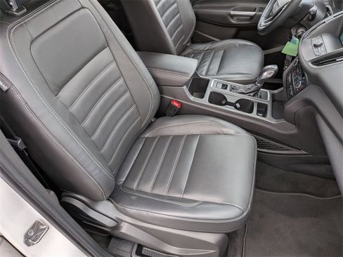 Used 2018 Ford Escape SEL image 24