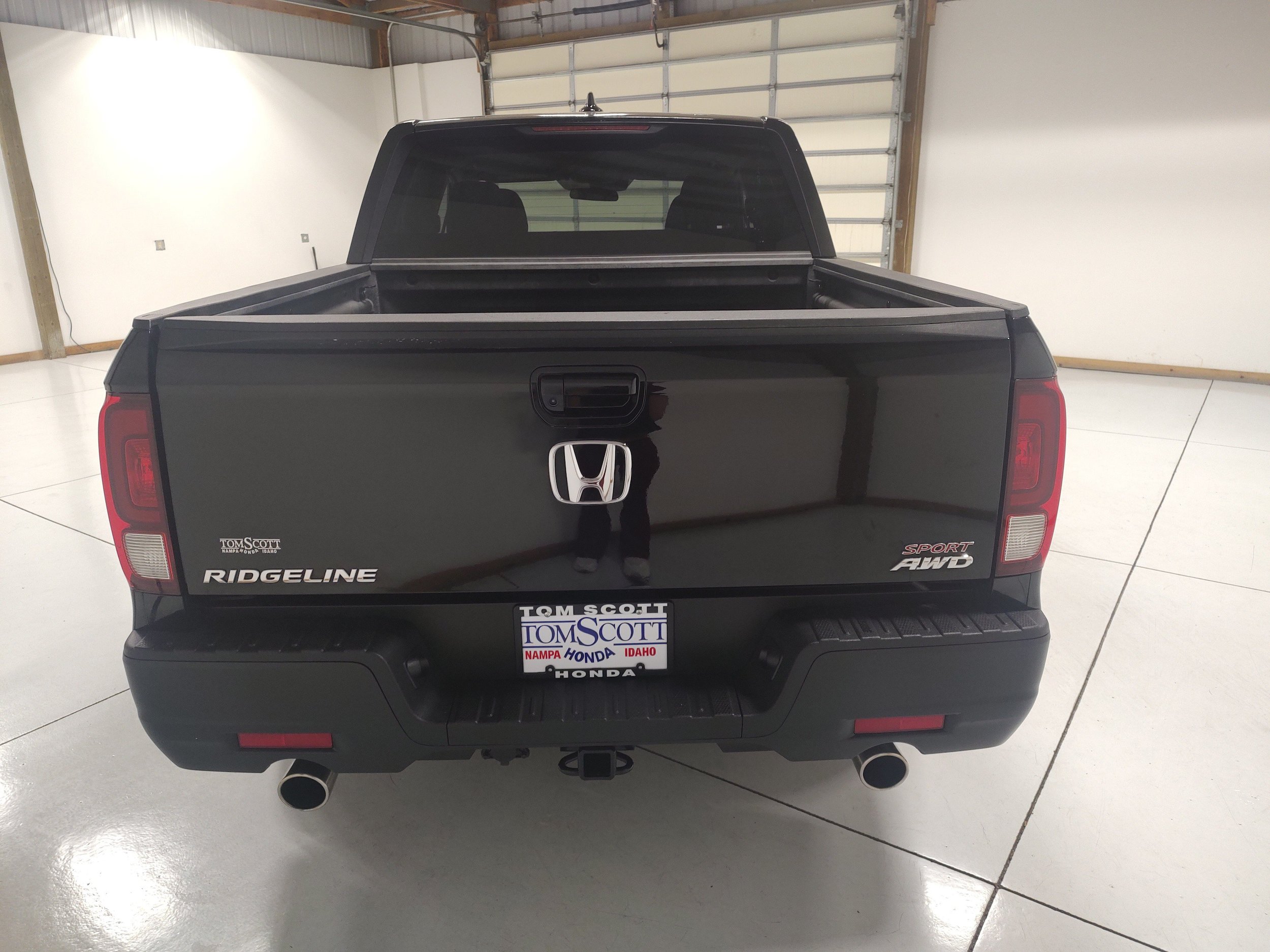 Used 2023 Honda Ridgeline Sport image 11