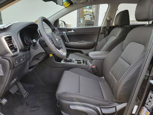 Used 2020 Kia Sportage LX AWD/4WD image 19