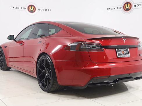Used 2022 Tesla Model S Plaid image 4