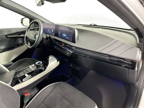 Used 2023 Kia EV6 GT-Line w/ GT-Line Suede Seat Package image 32