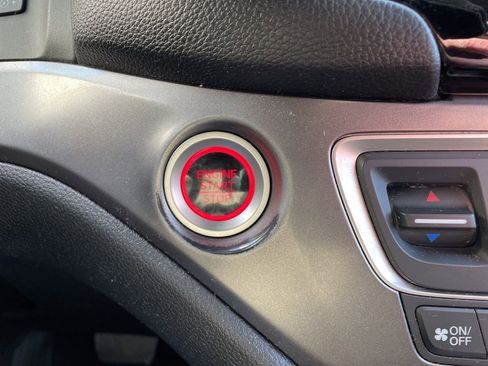 Used 2018 Honda Pilot EX-L image 23