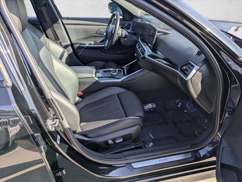 Used 2023 BMW 330i Sedan w/ Convenience Package image 22