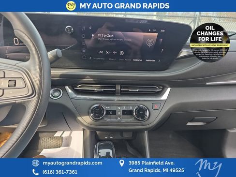 Used 2024 Buick Envista Preferred w/ Convenience II Package image 20