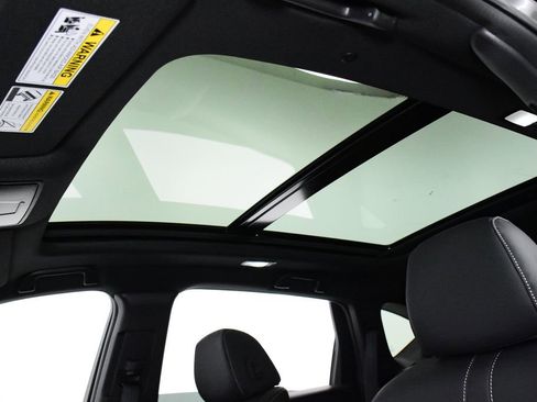 New 2026 Acura RDX SH-AWD image 8