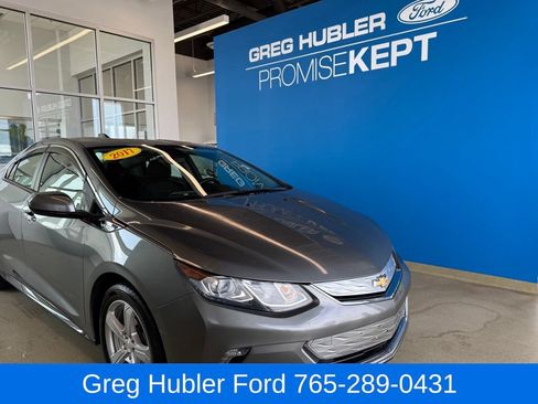 Used 2017 Chevrolet Volt LT FWD image 1