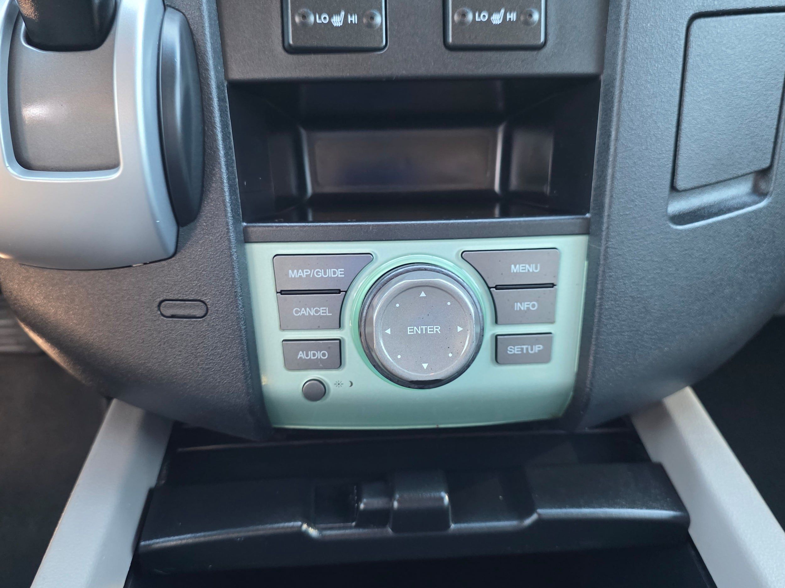 Used 2011 Honda Pilot Touring image 18