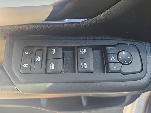 Used 2026 RAM 1500 Lone Star AWD/4WD image 12