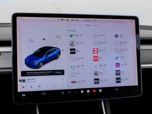 Used 2018 Tesla Model 3 Long Range image 23