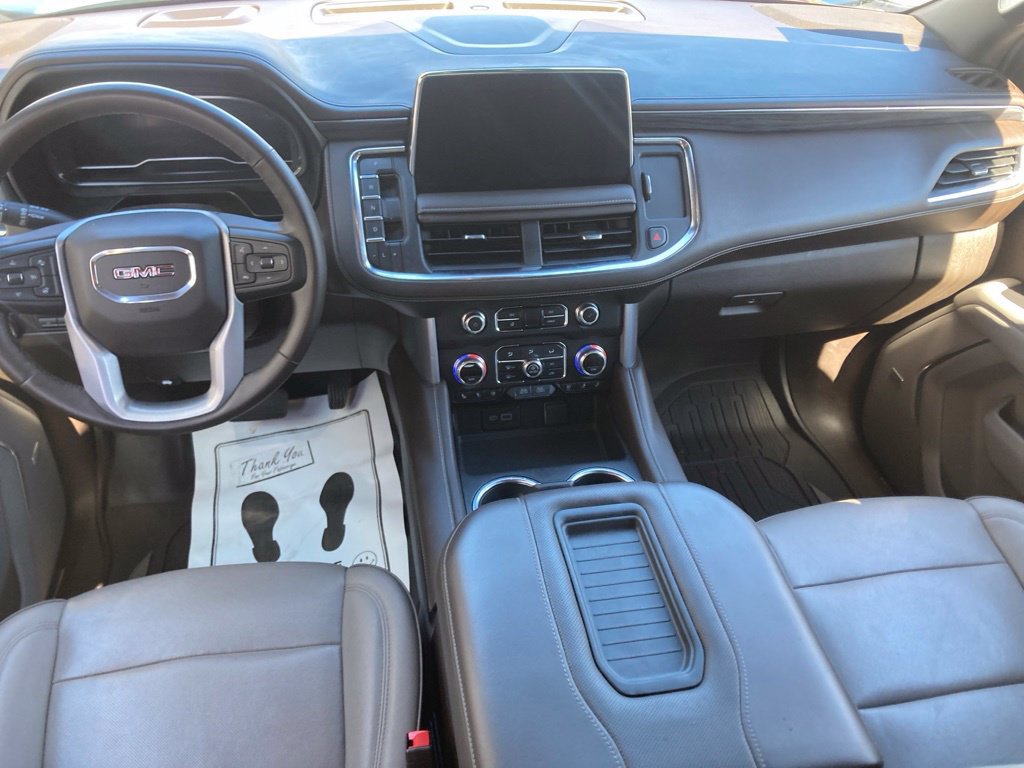 Certified 2023 GMC Yukon SLT w/ SLT Luxury Package AWD/4WD image 19