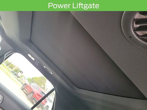 Used 2018 Ford Explorer Limited w/ Equipment Group 301A AWD/4WD image 26
