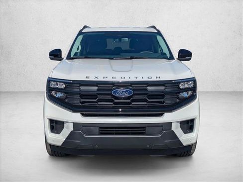 New 2026 Ford Expedition Active RWD image 6