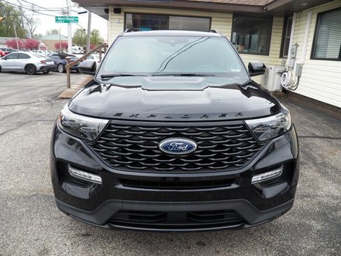 Used 2024 Ford Explorer ST-Line w/ Class IV Trailer Tow Package AWD/4WD image 5