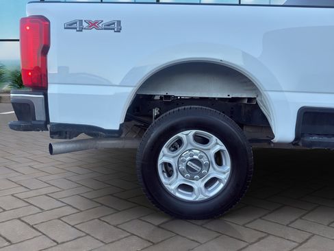Used 2025 Ford F250 XLT image 25