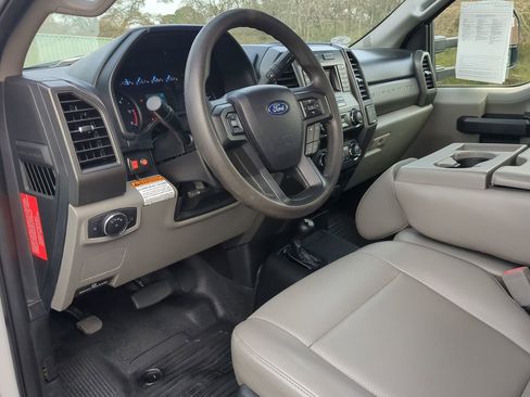 Used 2019 Ford F450 XL image 13