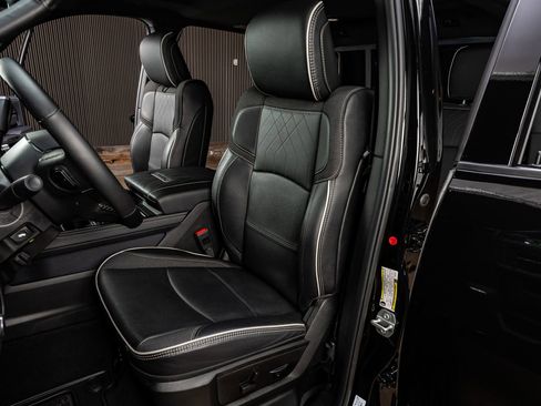 Used 2026 RAM 2500 Limited image 30