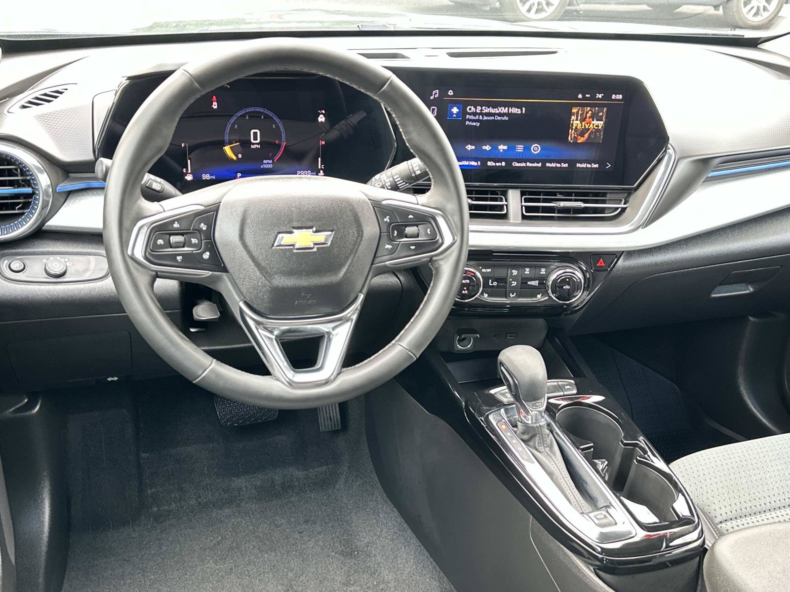 Used 2026 Chevrolet Trax LT w/ Driver Confidence Package FWD image 9