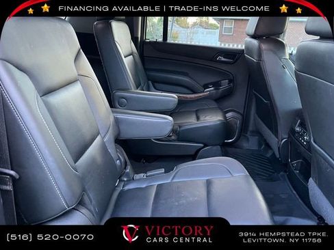 Used 2020 Chevrolet Suburban Premier w/ Premier 6.2L Value Package image 24