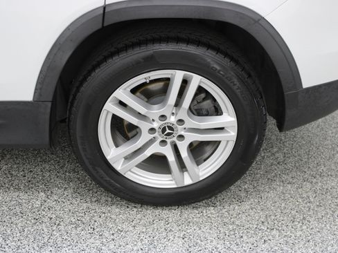 Used 2022 Mercedes-Benz GLB 250 image 10