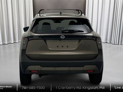 New 2026 Nissan Kicks SV w/ SV Premium Package image 6