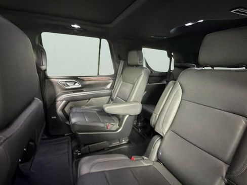 Certified 2022 Chevrolet Tahoe LT w/ Luxury Package AWD/4WD image 24
