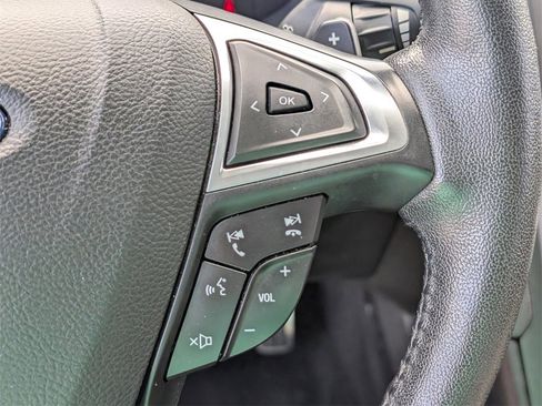 Used 2018 Ford Fusion Titanium image 21