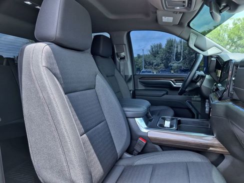 Used 2024 Chevrolet Silverado 2500 LT AWD/4WD image 36