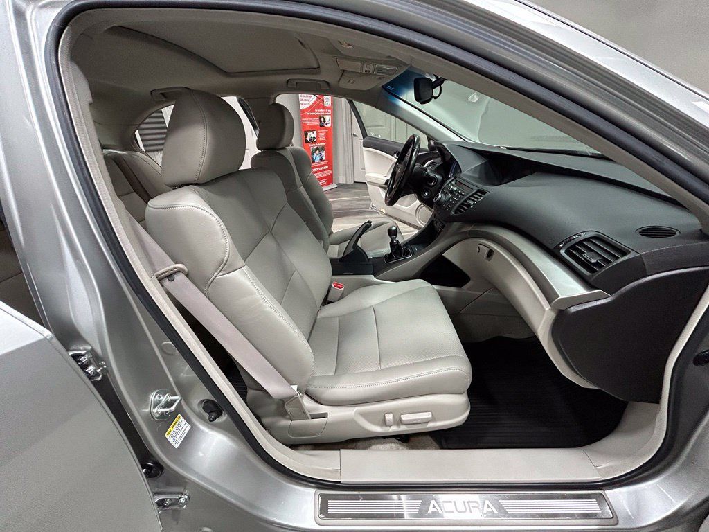 Used 2009 Acura TSX w/ Technology Package FWD image 39