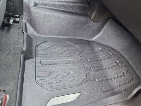 Used 2021 GMC Sierra 2500 SLE w/ SLE Value Package; image 23