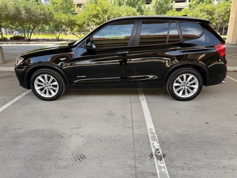 Used 2017 BMW X3 sDrive28i RWD image 9