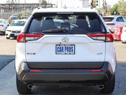 Used 2023 Toyota RAV4 XLE image 7