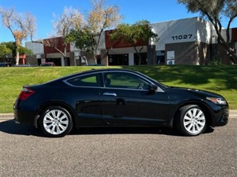 Used 2009 Honda Accord EX-L image 2