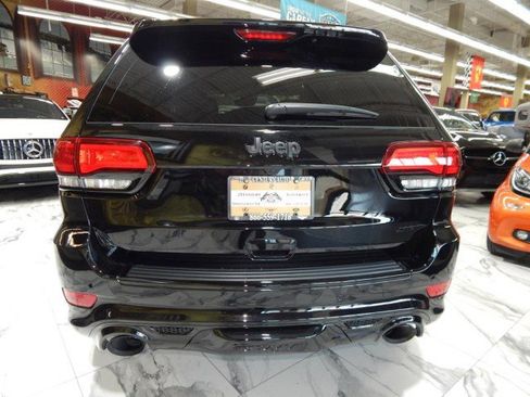 Used 2021 Jeep Grand Cherokee SRT w/ Trailer Tow Group IV image 10