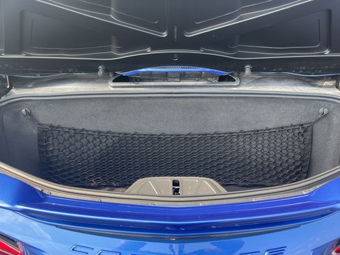 Used 2022 Chevrolet Corvette Stingray Premium Conv w/ Z51 Performance Package RWD image 22