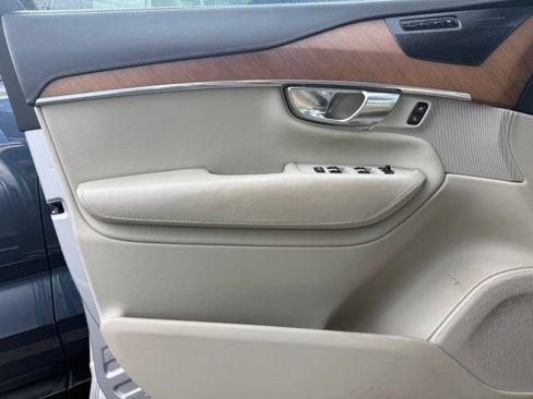 Used 2019 Volvo XC90 T6 Inscription w/ Protection Package Premier AWD/4WD image 12