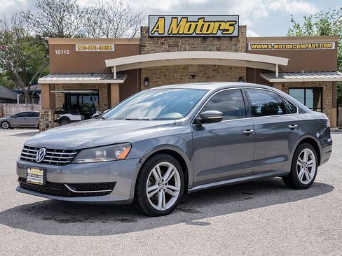 Used 2015 Volkswagen Passat TDI SE image 9