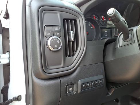 New 2026 GMC Sierra 2500 Pro w/ Convenience Package RWD image 9