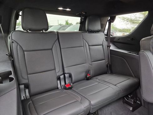 Used 2026 GMC Yukon Denali w/ Denali Reserve Package image 37