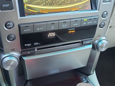 Used 2011 Lexus GX 460 Premium image 28