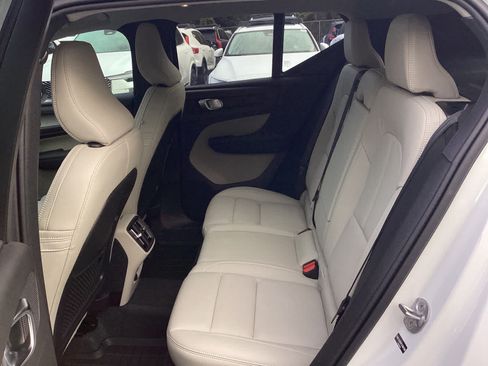 Certified 2026 Volvo XC40 B5 Plus w/ Protection Package Premier AWD/4WD image 25