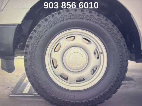 Used 2022 Ford F150 XL w/ Trailer Tow Package image 12